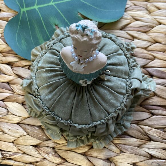 Vintage Chalkware Lady Half Doll Pin Cushion Depression Era Sage Satin Skirt - Picture 12 of 13